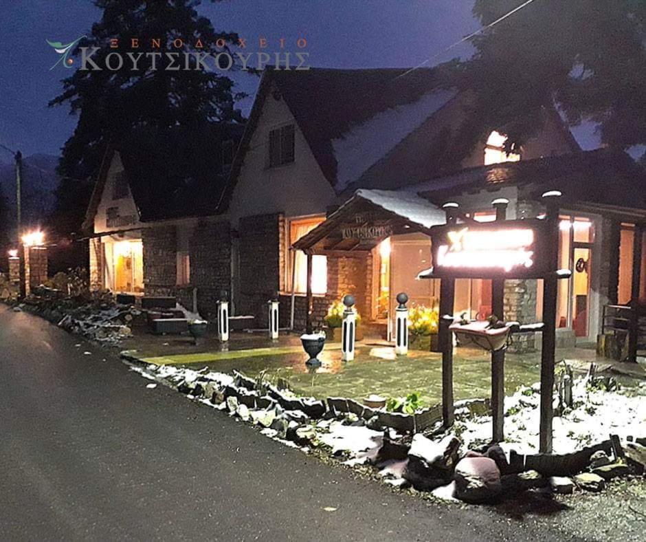 Koutsikouris Hotel Platanakos Buitenkant foto