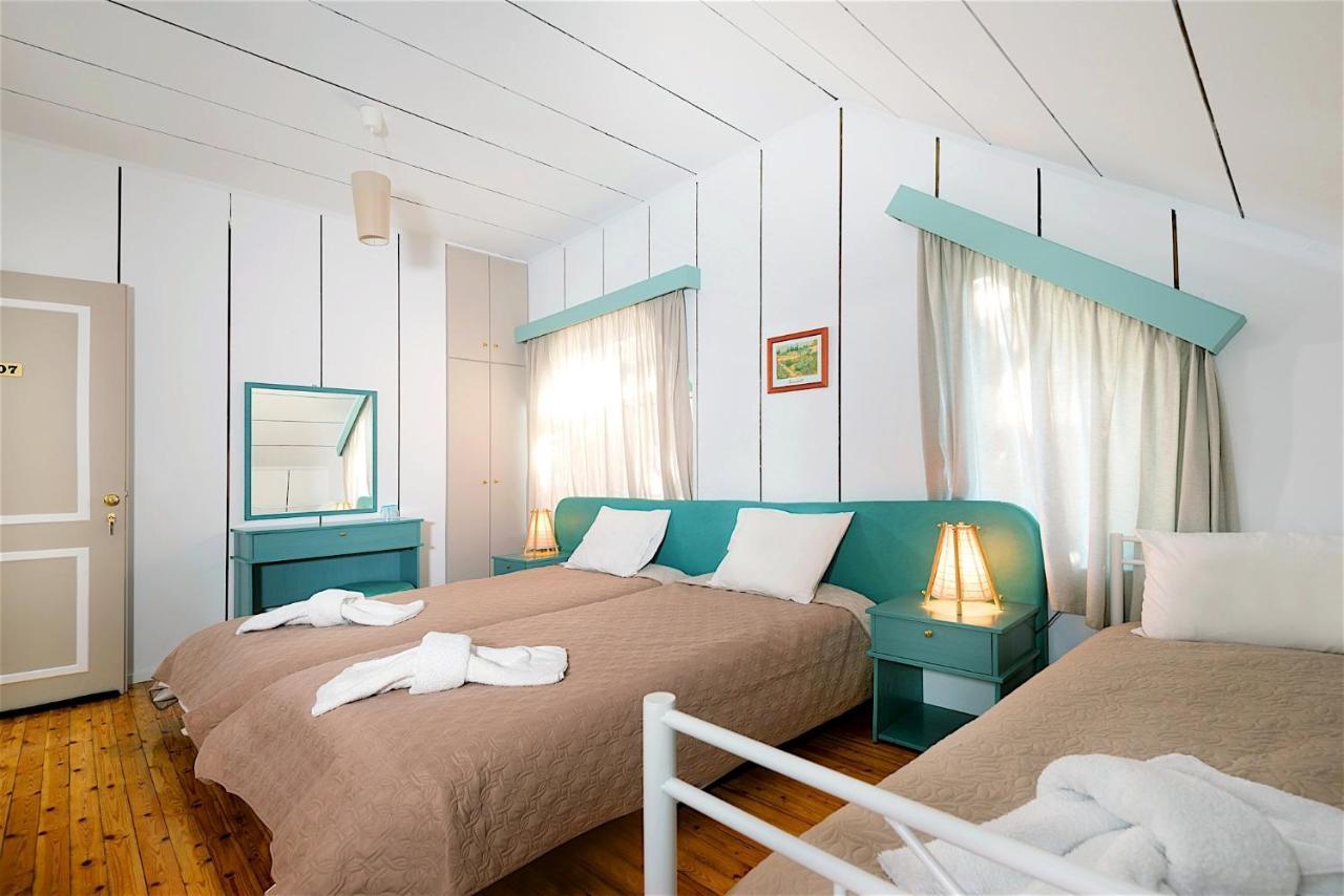 Koutsikouris Hotel Platanakos Buitenkant foto
